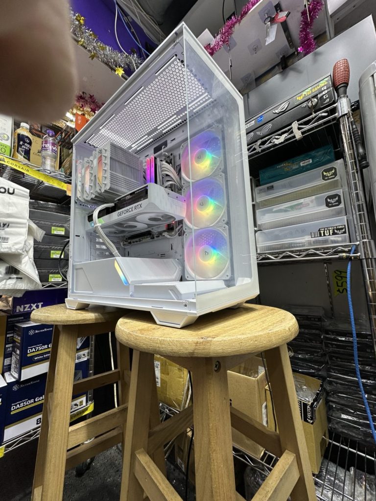 Antec C3 🗯️全白🤍低調全景落地玻璃🏠 Antec C3 🗯️全白🤍低調全景落地玻璃🏠