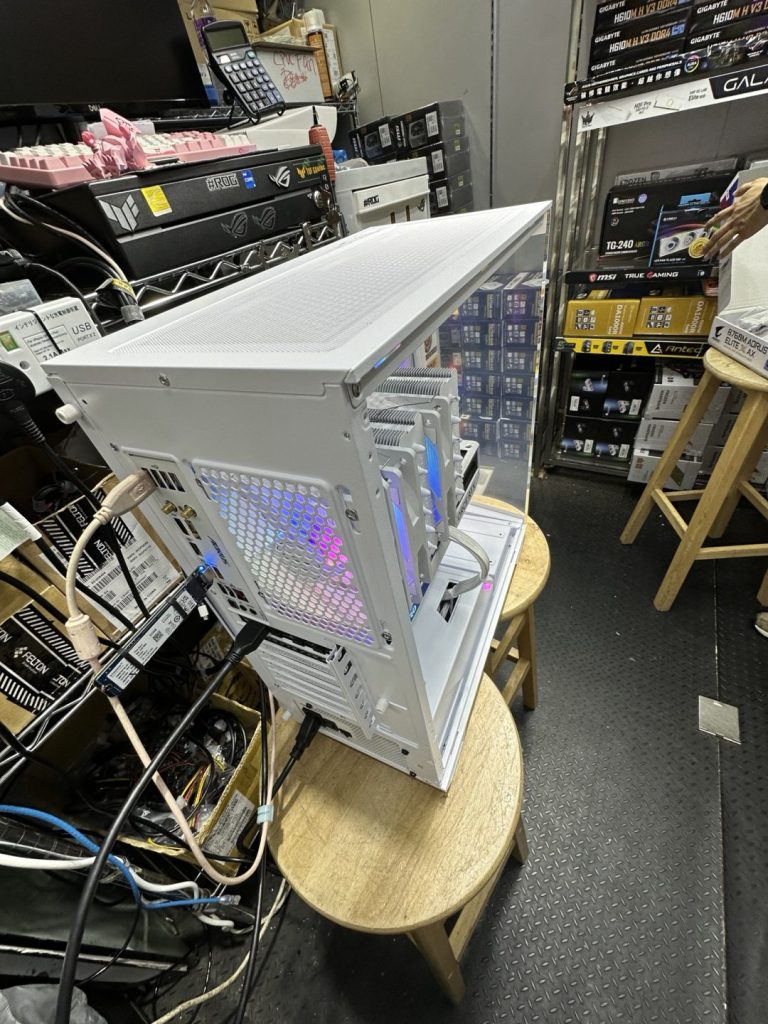 Antec C3 🗯️全白🤍低調全景落地玻璃🏠 Antec C3 🗯️全白🤍低調全景落地玻璃🏠