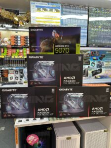 💢認清行貨💢最近發現不少商家💁淘寶貨💥當行貨賣！Gigabyte ✨9070XT✨Gaming oc 少量現貨，砌機優先。🫧