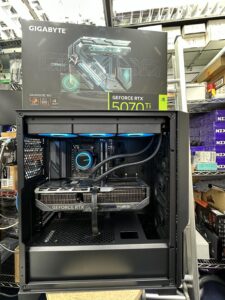 💁冇光✨AMD💥9800X3D 5070 TI Gaming oc Antec P20c