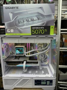 💕完美💕白🤍9700x 5070 TI eagle ICE VK03 🫧白💢VK B360 GT白 全部都係白⚪️