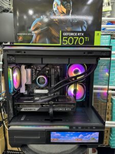 💁🏻ThermalRight 利民 M10 Vision ✨9.16吋✨LCD Micro-ATX – Black 💢Gigabyte💢5070 TI Windforce✔️