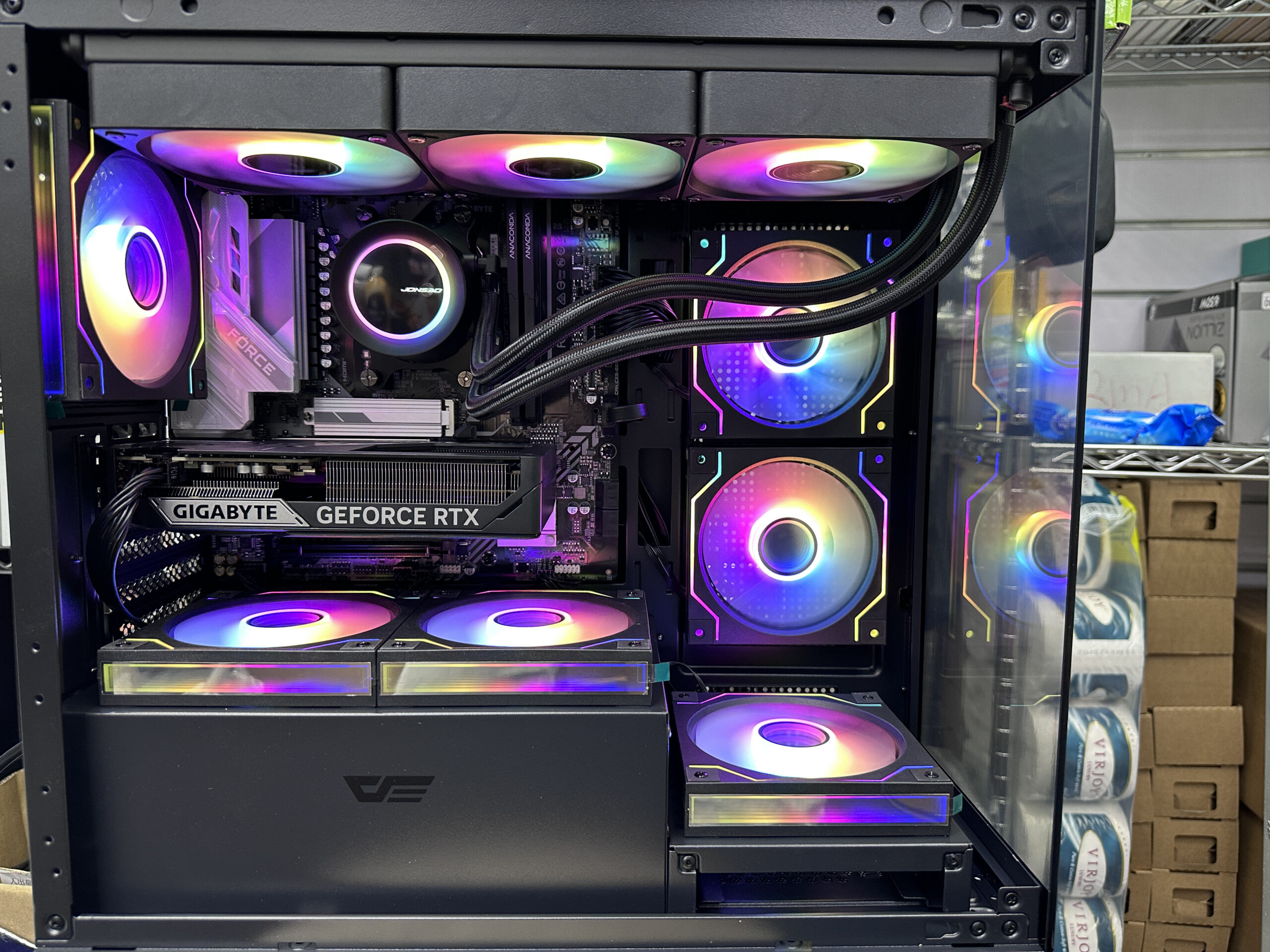 ✔️AMD 9600X☄️B650E💁🏻Force WIFI6E💢Gigabyte 5060Ti WF