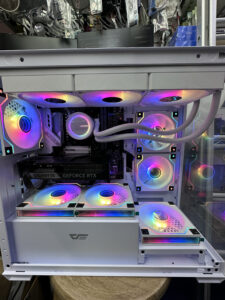 ⚫️⚪️黑白配搭✨GIGABYTE ✨850M Force WIFI6E V2 🫧RTX5060 TI WF🫧DS900M