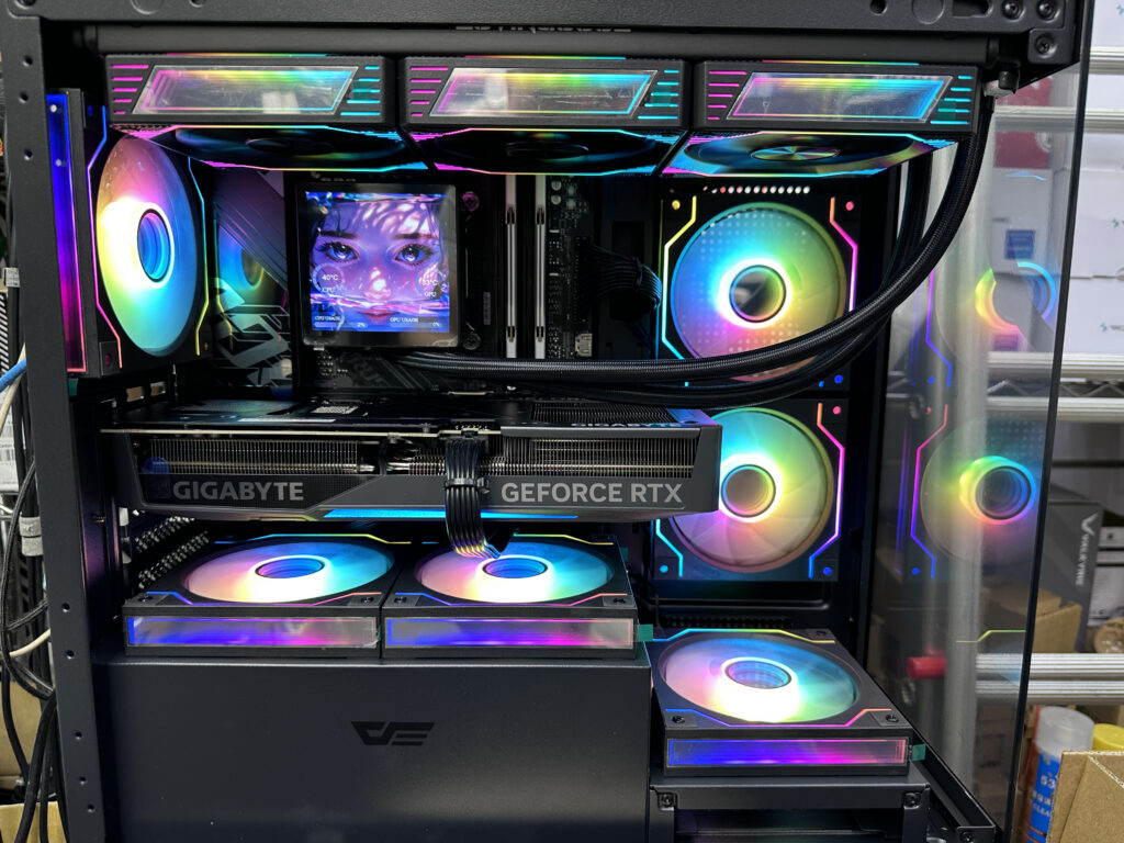 💥AMD 9800x3d✨X870M Aorus Elite WIFI7✨5070 TI Eagle OC🫧DS900M🫧 DP-360 4吋 LCD img 4416