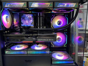 💥AMD 9800x3d✨X870M Aorus Elite  WIFI7✨5070 TI Eagle OC🫧DS900M🫧 DP-360 4吋 LCD