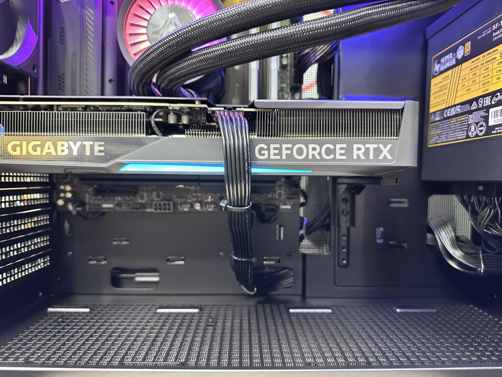 🤩高級🤩文書機🌈ASUS AP303 Mech AMD ✨9950X3d✨5070 TI Eagle OC Arctic 360 厚排😉 img 4437