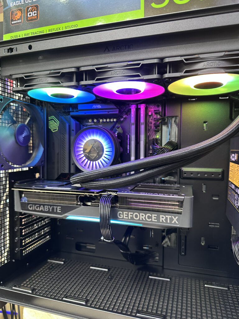 🤩高級🤩文書機🌈ASUS AP303 Mech AMD ✨9950X3d✨5070 TI Eagle OC Arctic 360 厚排😉 img 4438